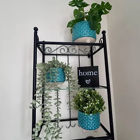 Apartament Stella's Kappeli - Near Bus Station And Airport - Near Bus Tram Stops - Free Parking, Wifi And Netflix - New Renovation *