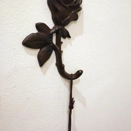 Stella's Kappeli - Near Bus Station And Airport - Near Bus Tram Stops - Free Parking, Wifi And Netflix - New Renovation 公寓