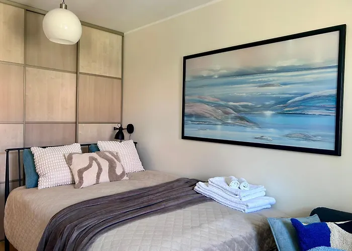 Διαμέρισμα Stella's Kappeli - Near Bus Station And Airport - Near Bus Tram Stops - Free Parking, Wifi And Netflix - New Renovation Ταλίν