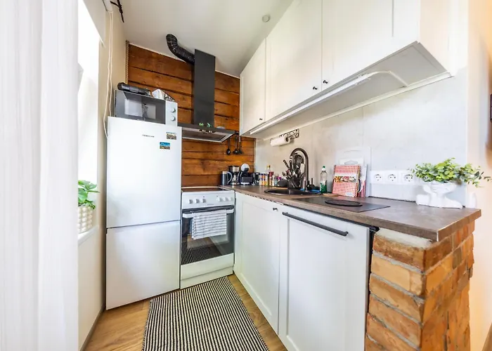 Stella's Kappeli - Near Bus Station And Airport - Near Bus Tram Stops - Free Parking, Wifi And Netflix - New Renovation 아파트 *