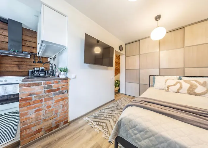 아파트 Stella's Kappeli - Near Bus Station And Airport - Near Bus Tram Stops - Free Parking, Wifi And Netflix - New Renovation 탈린